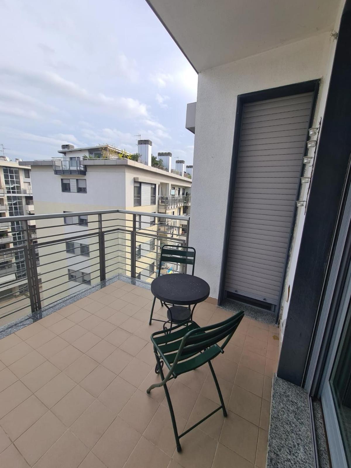Milano Santa Giulia Business Apartment - Olimpiadi 26 エクステリア 写真